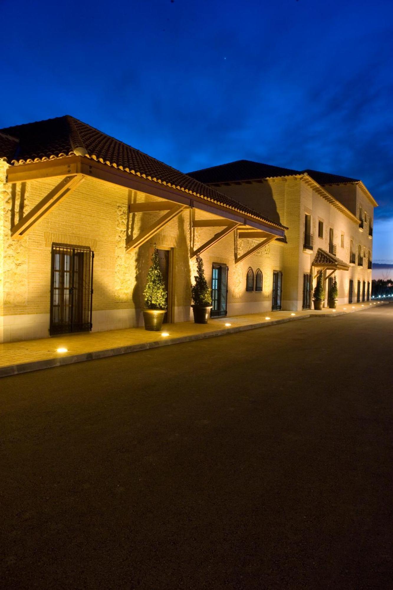 Bodegas Hacienda Albae Guest House Argamasilla de Alba Exterior foto