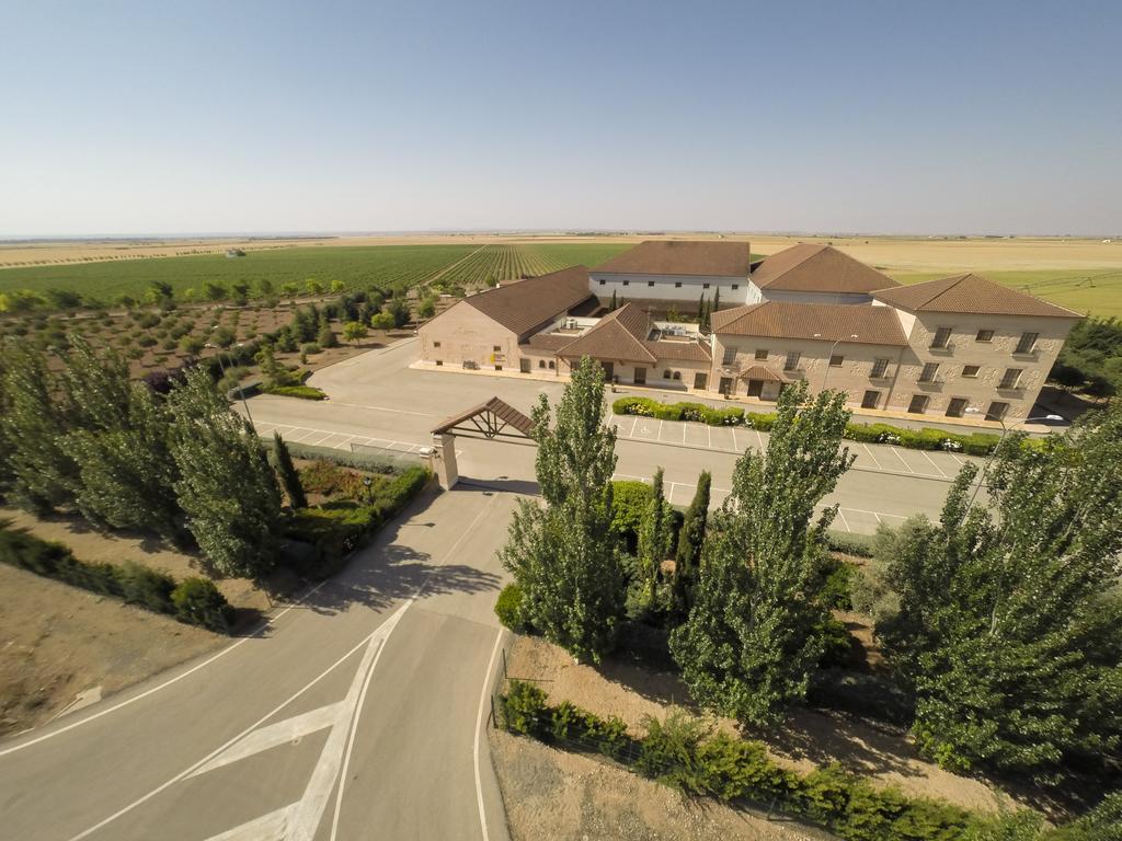 Bodegas Hacienda Albae Guest House Argamasilla de Alba Exterior foto